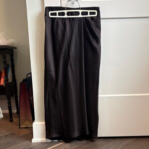 Banana Republic 100% silk long straight skirt